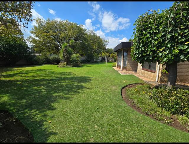 4 BEDROOM HOUSE FOR SALE IN THREE RIVERS EAST